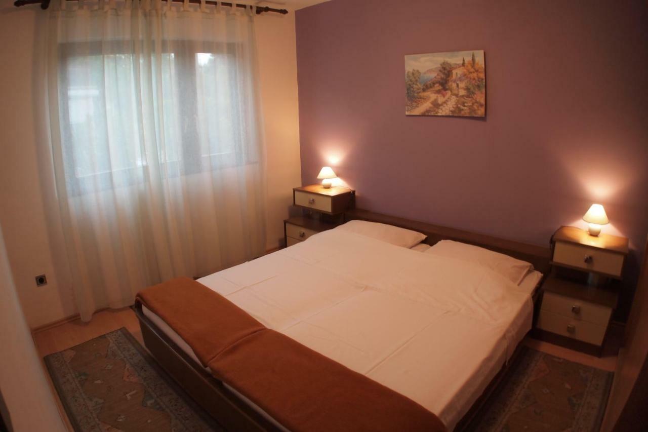 Gorana Apartment *